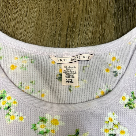 Victoria Secret Sleepshirt Womens Medium Thermal Short Sleeve Lot Of 2 - Picture 8 of 9